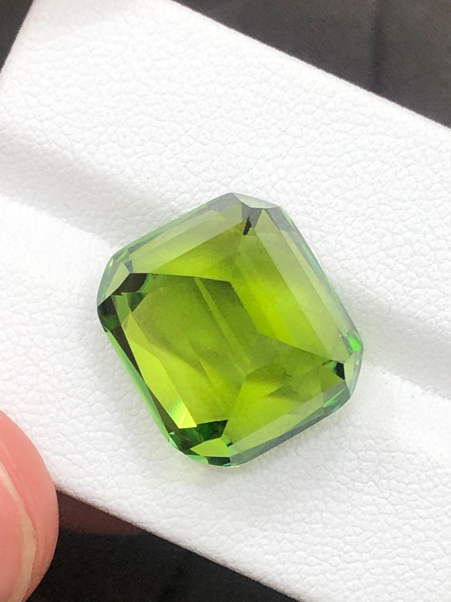 21.50 Carats Apple Green Tourmaline